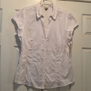 Short sleeve white blouse